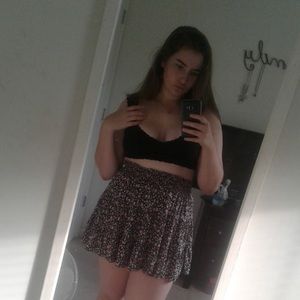 Meet your Posher, Abigail